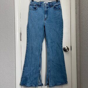 Abercrombie & Fitch Curve Love The Vintage Flare High Rise Jean - 28W/6S